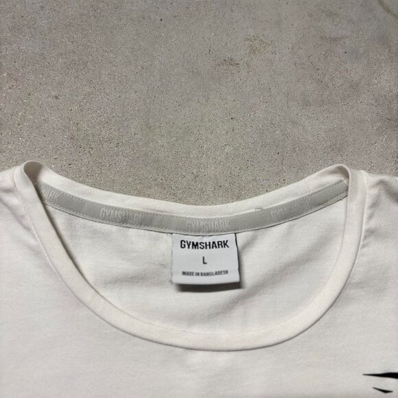 GymShark Dri-Fit T-Shirt - Picture 2 of 5